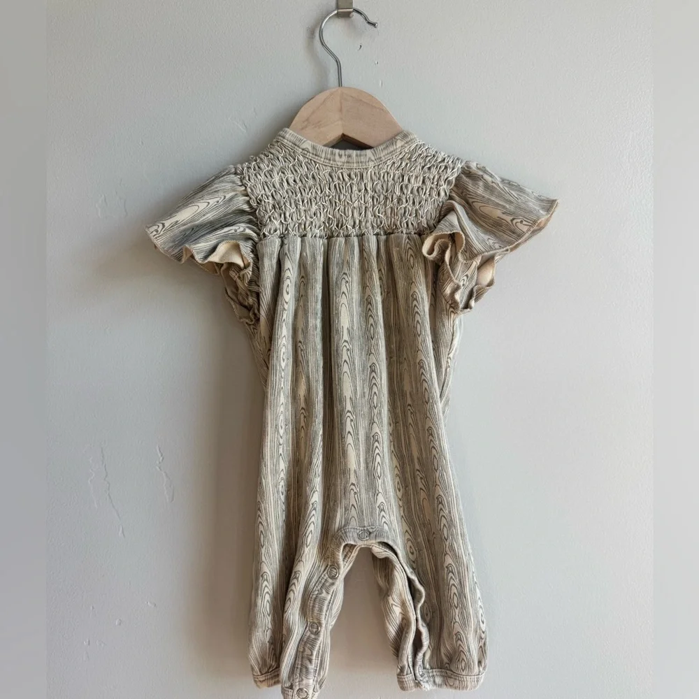 Kate Quinn Organic Cotton Smocked Romper Woodgrain Print Scandi Neutral 0-3M